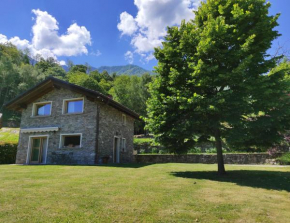 Casa il Tiglio affacciata sul lago di Como Colico
